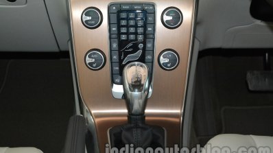 centre console of the Volvo V40 Cross Country