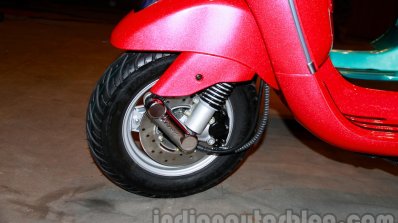 Front wheel of the Vespa VX 125
