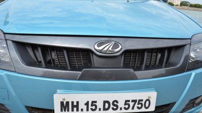 Mahindra Verito Vibe front grill