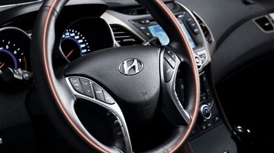 2014 Hyundai Elantra facelift steering wheel