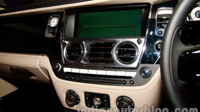 Rolls Royce Wraith launched in India center console