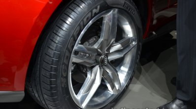 Audi Nanuk concept alloy wheel