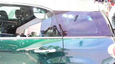 Fiat 500L Living window