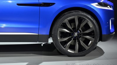 Front fender of the Jaguar CX-17 Concept