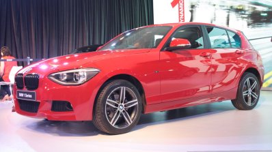 Front left three quarter of the BMW 1 Series