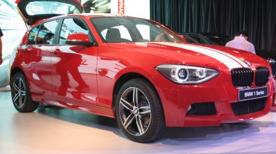 Front right three quarter of the BMW 1 Series