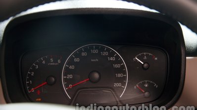 Hyundai Grand i10 instrument cluster