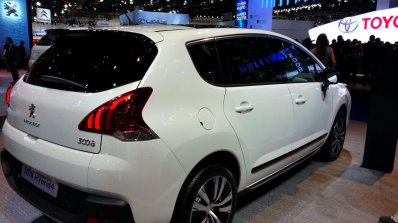 Rear right three quarter of the 2014 Peugeot 3008