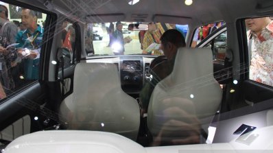 Suzuki Karimun Wagon R cabin
