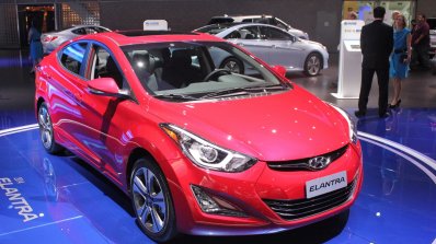 2014 Hyundai Elantra Sport front three quarter