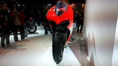 Ducati 1199 Superleggera front