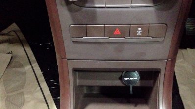 Mahindra XUV500 W4 plastics