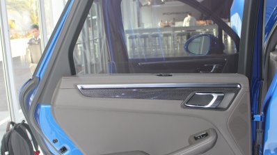 Porsche Macan rear door