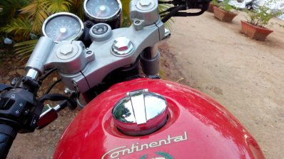 Royal Enfield Continental GT tank live image