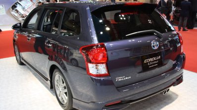 Toyota Corolla Fielder Hybrid rear quarter