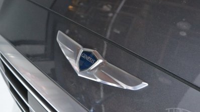2014 Hyundai Genesis at 2014 NAIAS logo