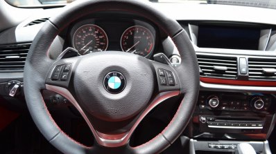 2015 BMW X1 at 2014 NAIAS steering wheel 3