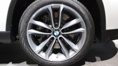 2015 BMW X1 at 2014 NAIAS wheel