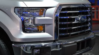 2015 Ford F-150 grille at NAIAS 2014