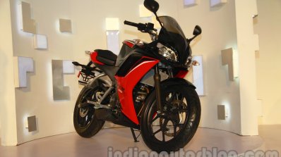 Hero HX250R front three quarter right