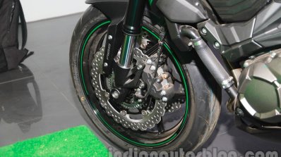 Kawasaki Z800 front tyre