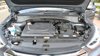 2013 Hyundai Santa Fe Review engine