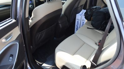 2013 Hyundai Santa Fe Review second row seat