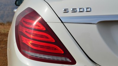 2014 Mercedes S Class review badge and light