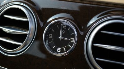 2014 Mercedes S Class review clock