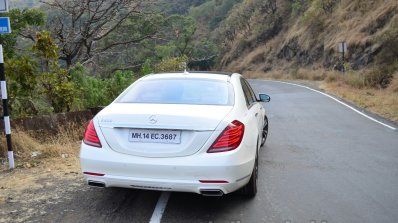 2014 Mercedes S Class review rear on road