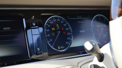 2014 Mercedes S Class review speedo