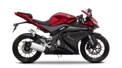 2014 Yamaha YZF-R125 Anodized Red press shot