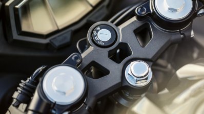 2014 Yamaha YZF-R125 ignition detail press shot