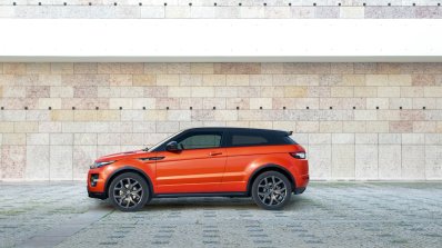 2015 Range Rover Evoque Autobiography Dynamic Press Shot side