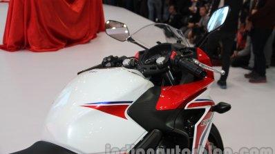 Honda CBR650F fuel tank and instrument cluster at Auto Expo 2014