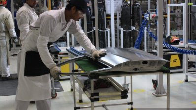 Honda Cars India Tapukara Plant door panel hemming live