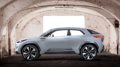Hyundai Intrado SUV concept press shots side