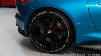 Jaguar F-Type Project 7 at Auto Expo 2014 wheel