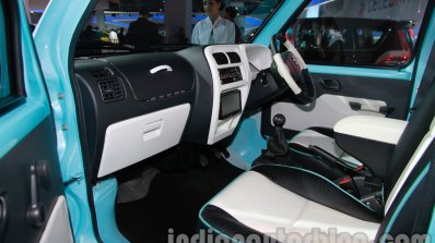 Maruti EECO Piknik dashboard co-driver side