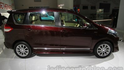 Maruti Ertiga Altair side view