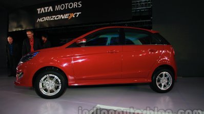 Tata Bolt launch images side