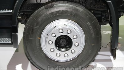 Tata Prima CX 1618 tire