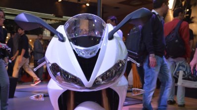 Triumph Daytona 675 headlamp live