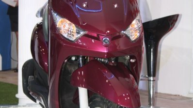 Yamaha Alpha front live