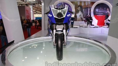 Yamaha R25 Auto Expo front