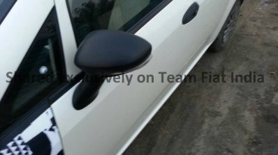 2014 Fiat Punto facelift snapped wing mirror