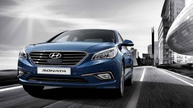 2015 Hyundai Sonata press shot motion