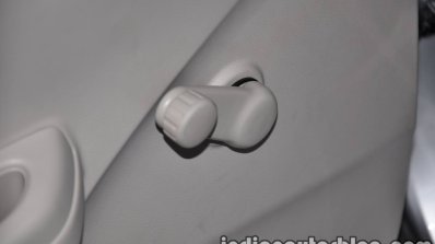 Datsun Go review manual window