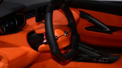 Hyundai Intrado concept steering - Geneva Live