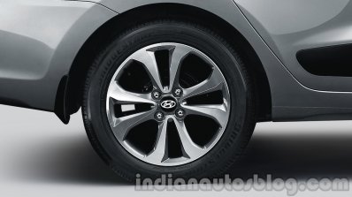 Hyundai Xcent 15 Inch Diamond Cut Alloys official image